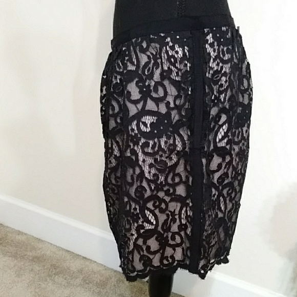 🌟HP🌟NWT LOFT Black Laced Skirt - Picture 2 of 9